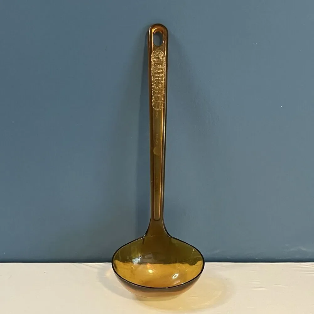 Vintage Ultratemp Amber Ladle Serving Dipper Soup Robinson Knife Company USA